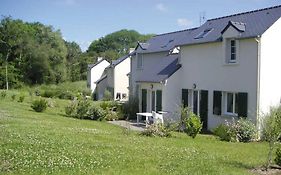Holiday Home Le Hameau De Peemor Pen Crozonmorgat III